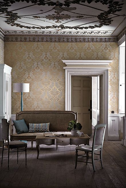 Обои Little Greene Révolution Papers Bonaparte Pure Gold