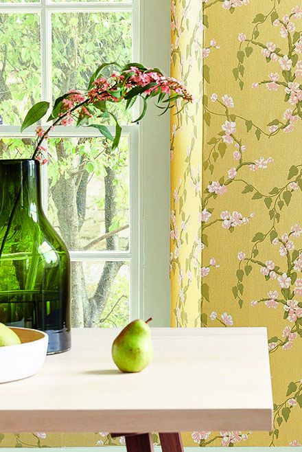 Обои Little Greene Archive Trails Sakura Yellow Lustre