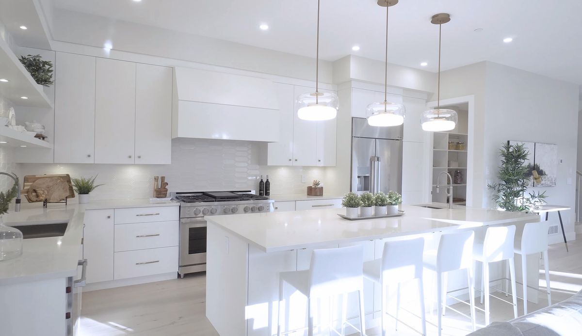 Возможно использовать для любой поверхности