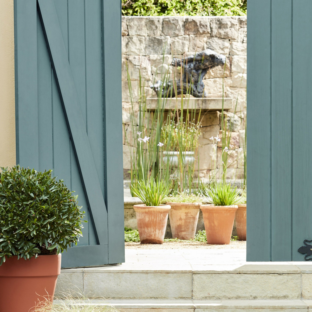 Краска Little Greene цвет Stone-Mid-Cool 66