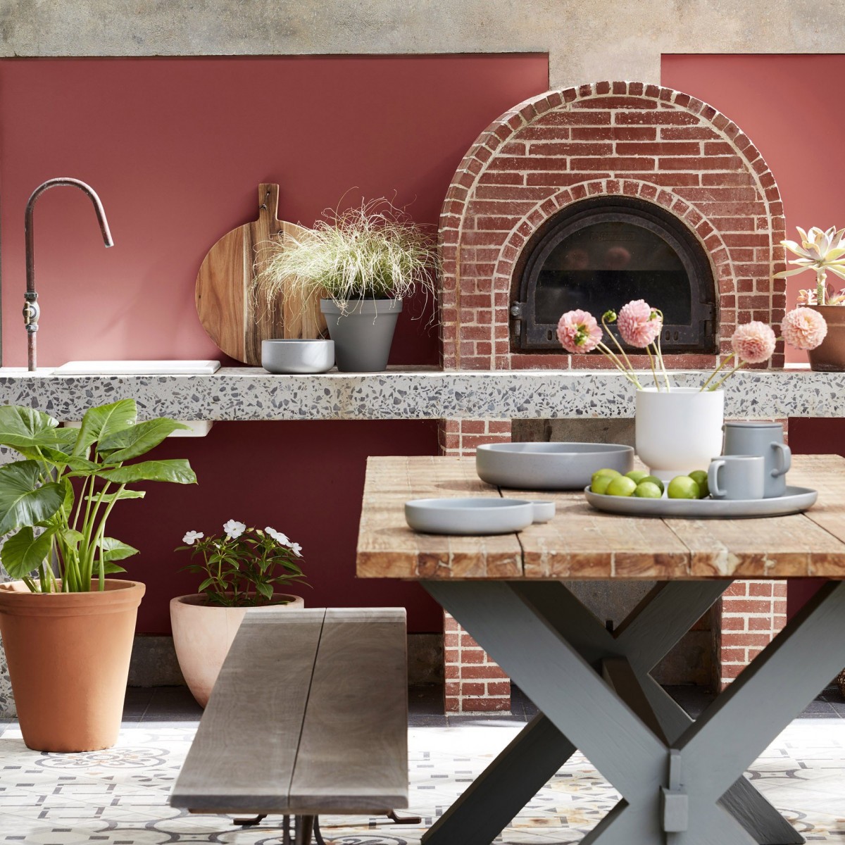 Краска Little Greene цвет Tuscan Red 140