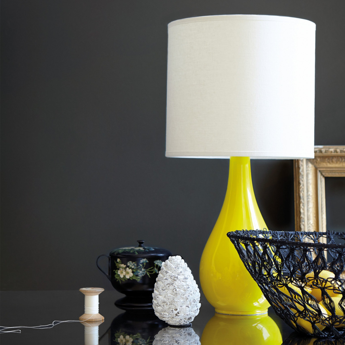 Краска Little Greene цвет Lamp Black 228